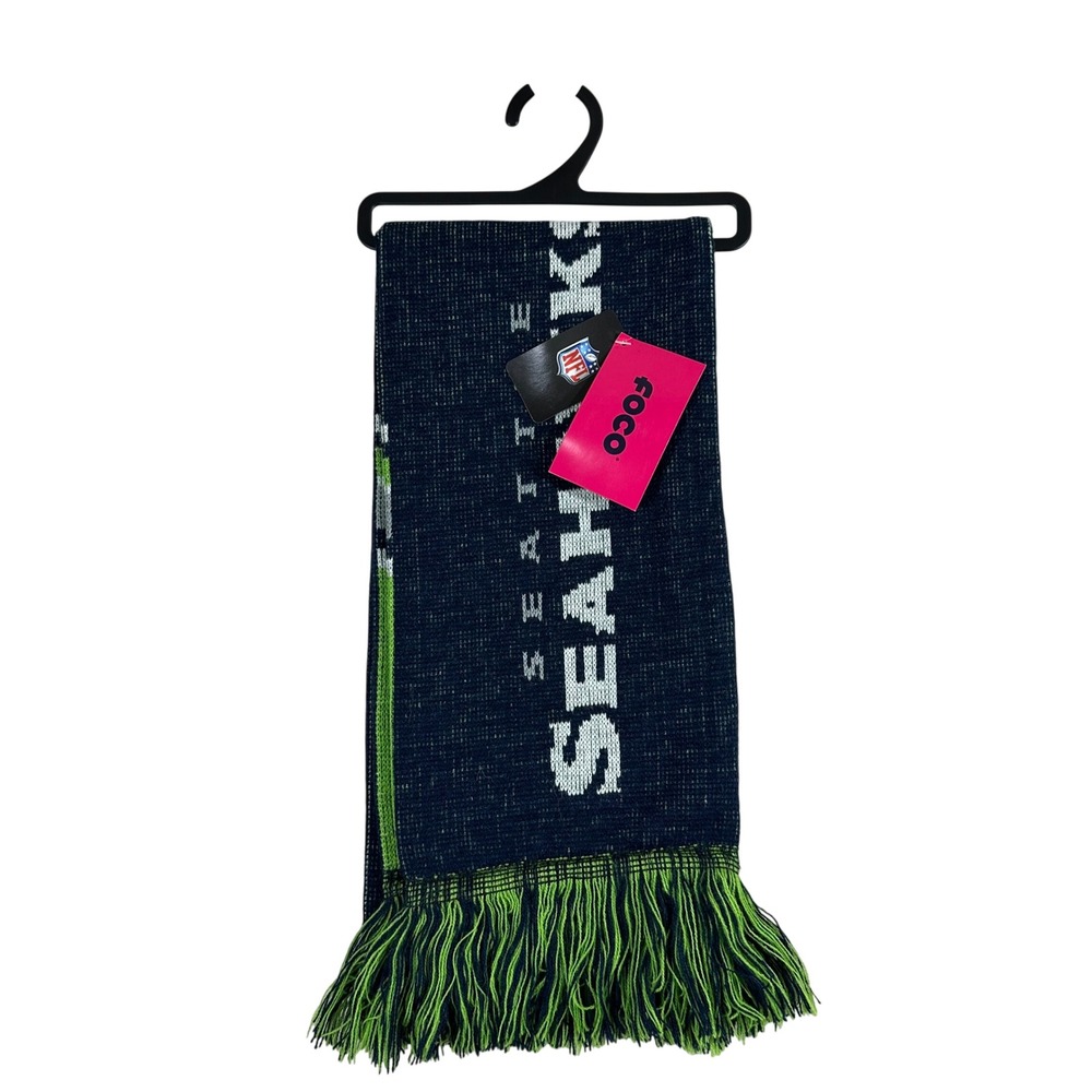 Seattle Seahawks NFL Knit Scarf FOCO Navy Blue Action Green Fringe New With Tags